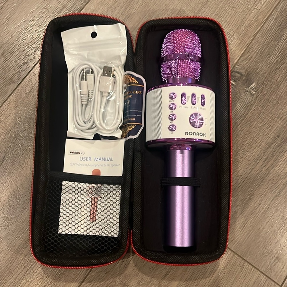 MICRIPHONE!!!Super cute purple brand new microphone!!!!